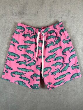 Chubbies Men's Bright Pink Swim Trunks with Green Alligator 7" Inseam Medium